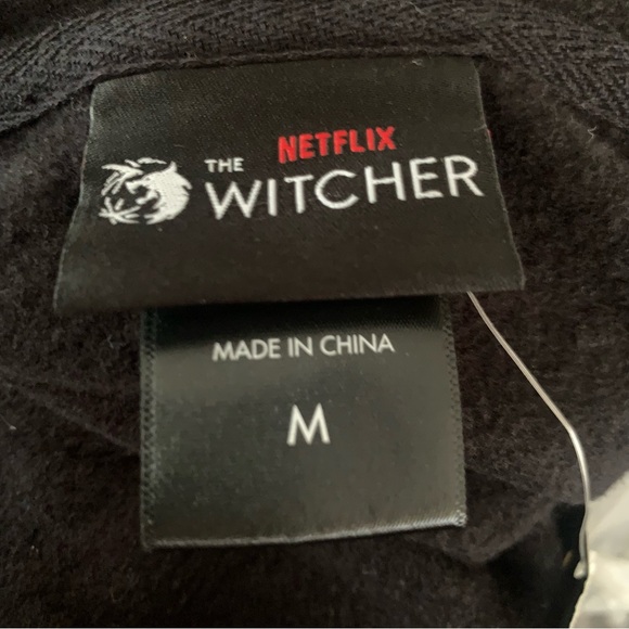 The Witcher Geralt Sword Hoodie, Black Men’s Size M by Hot Topic - Picture 5 of 6